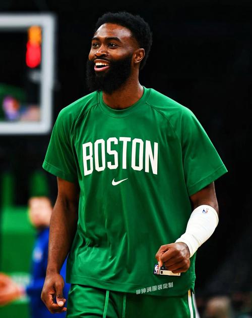 英超三强本轮欧冠比赛日小结English tea...（欧冠本轮速览：英超三强赛况小结）