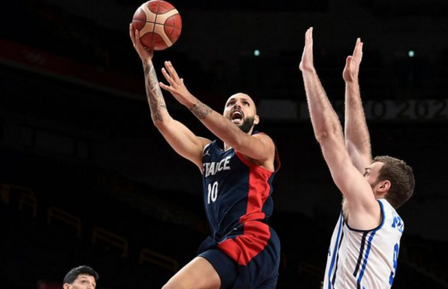 进亚冠精英附加赛！北京国安夺杯赛冠军！完胜河南队！法比奥戴帽（国安捧杯挺进亚冠精英附加赛，法比奥帽子戏法完胜河南）